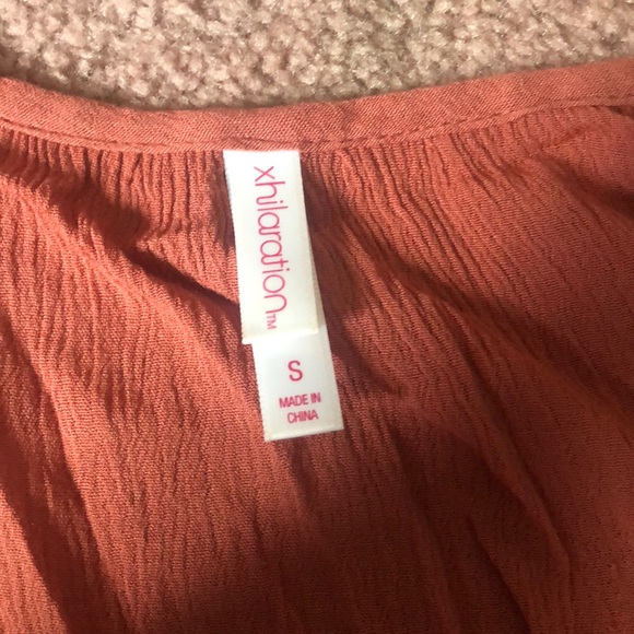 Xhilaration Cold Shoulder Long Sleeve - Picture 7 of 7